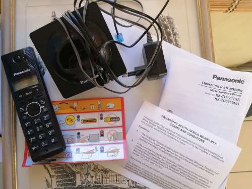 Panasonic KX-TG1711 Cordless Phone in great condition