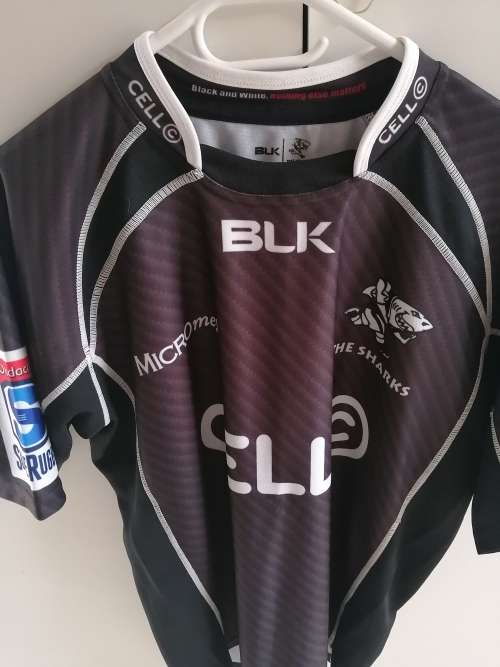 Cell c Sharks Supporter Rugby jersey (L) in great condition
