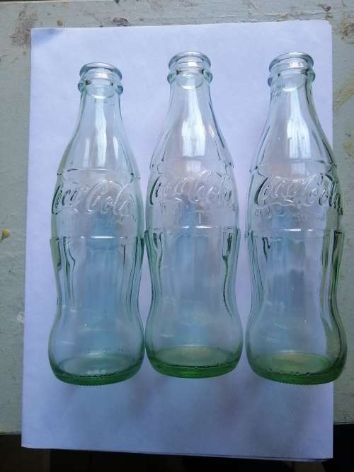 3 Vintage 250ml Coca-cola botles