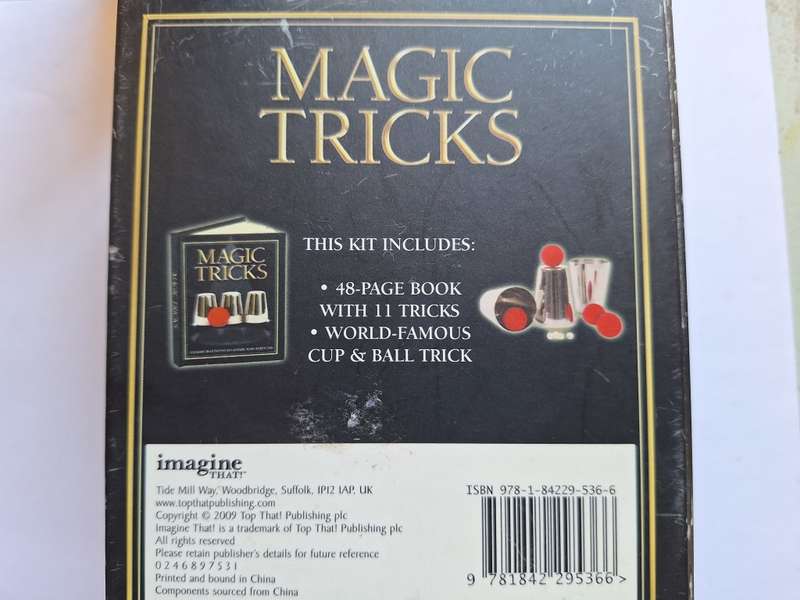 Magic tricks set