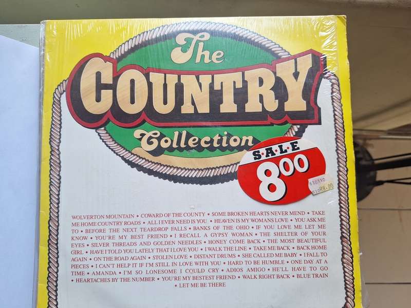 The country collection LP record issued in 1988