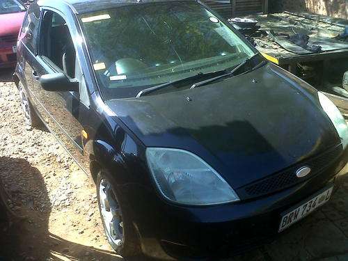 2005 Ford Fiesta 2 Door black!@R1 no reserve !!!!CRAZY!`PLEASE READ!!