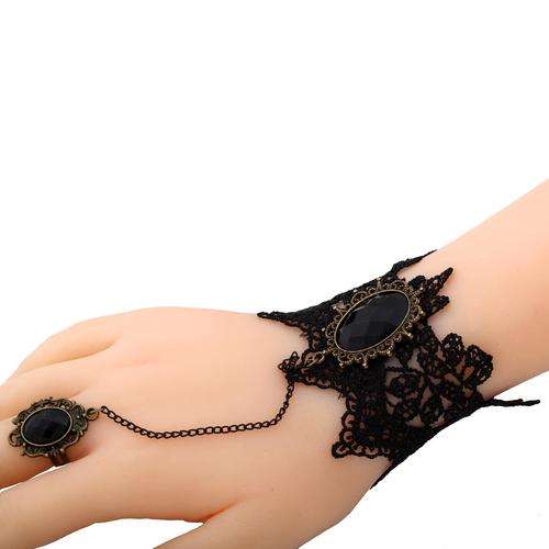 Lace Bracelet with Ring (Black)