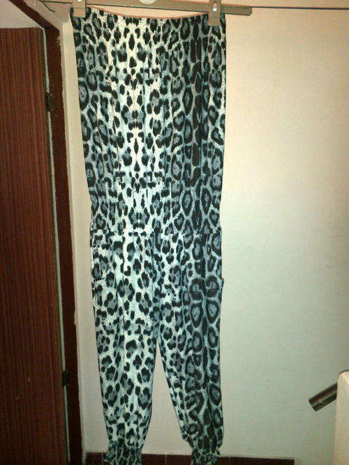 ANIMAL PRINT JUMPSUIT (L)