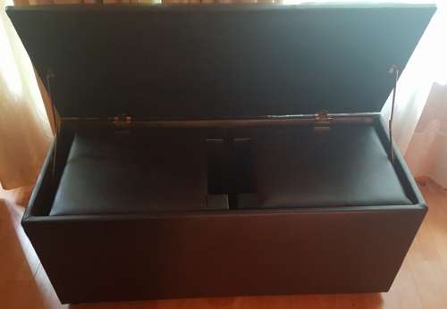 Ottoman with pedestal set