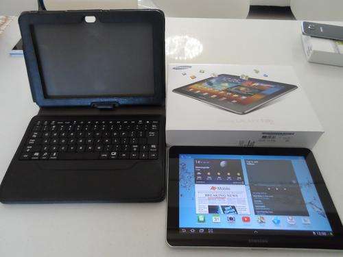 Samsung P7500 Galaxy Tab 10.1 Wifi & 3G White + iLuv Exec Case with Bluetooth Kybrd (Like Brand New)
