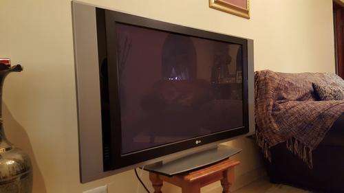 LG Plasma TV 42inch, Model: 42PX4MVH-TA (Up to 1280x1024 Resolution at 60Hz)