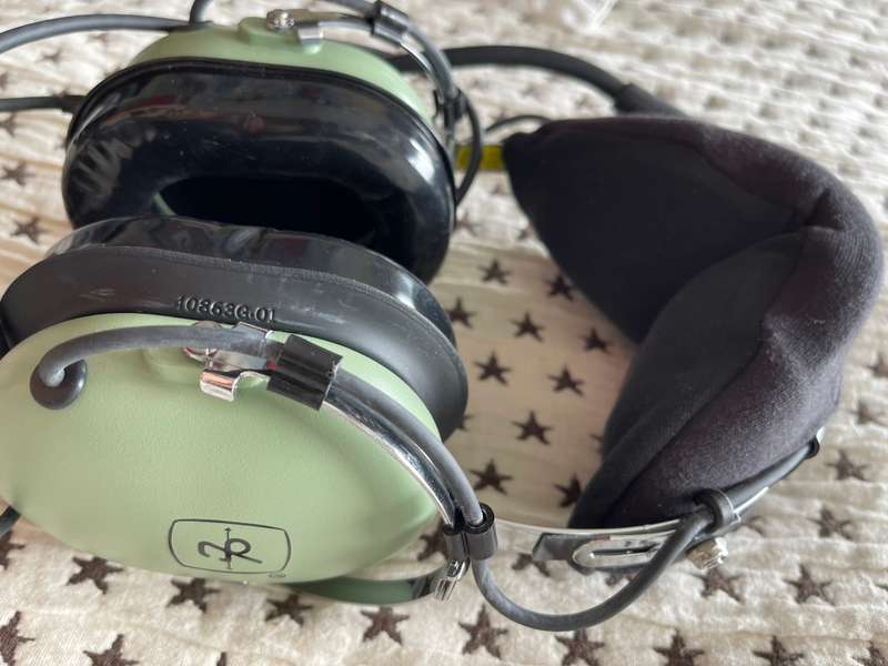 David Clark Aviation Headset H10-13.4 and David Clark Headset bag, fuel tester and foggles.