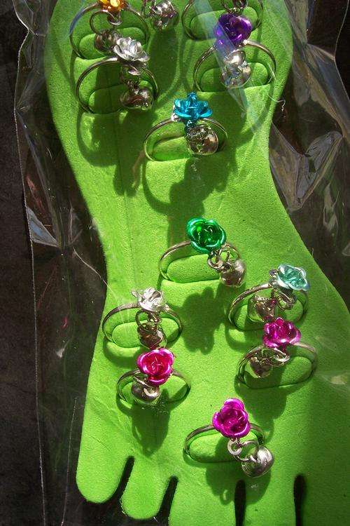 Rose Toe Rings With Bell - Variety Of Colors