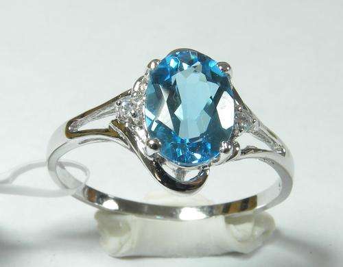 925 Sterling Silver natural A-grade Blue Topaz ring
