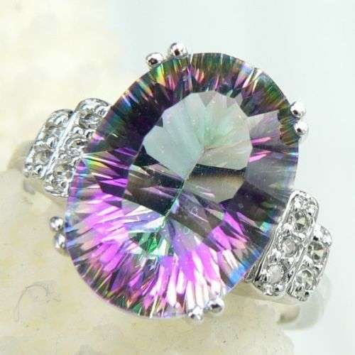 (57)     925 SILVER MYSTIC TOAPZ GEMSTONE RING sz8