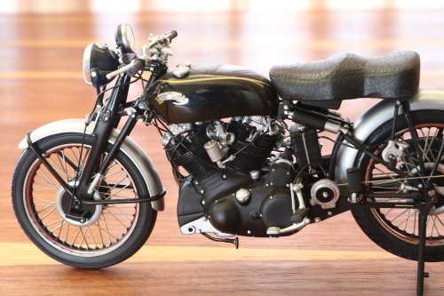 Vincent Black Shadow 1950 - COLLECTABLE
