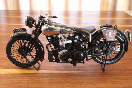 BROUGH SUPERIOR SS 100 ´TE LAWRENCE' - COLLECTABLE