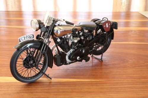 BROUGH SUPERIOR SS 100 ´TE LAWRENCE' - COLLECTABLE
