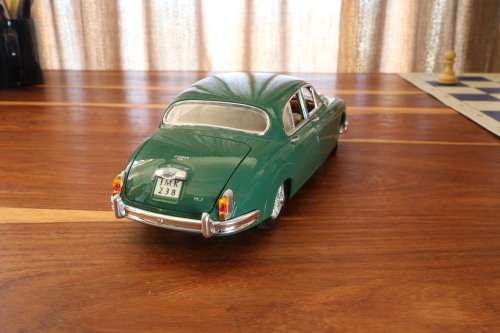 Jaguar Mark II Die Cast Model