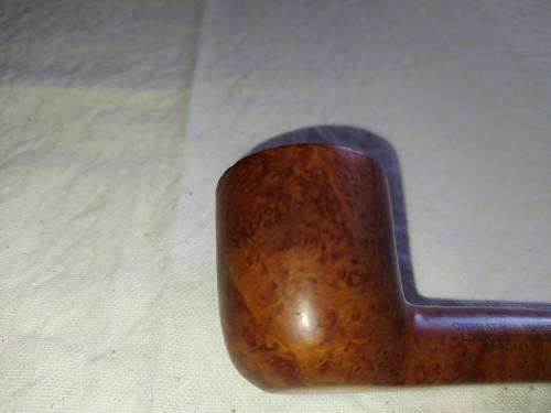 Charatan Smoking pipe (Dunhill Made)