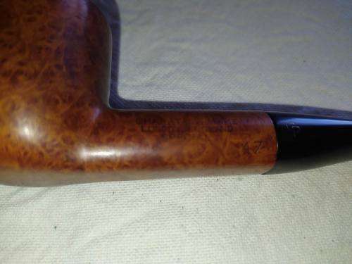 Charatan Smoking pipe (Dunhill Made)