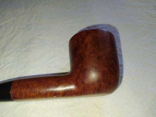 Charatan Smoking pipe (Dunhill Made)