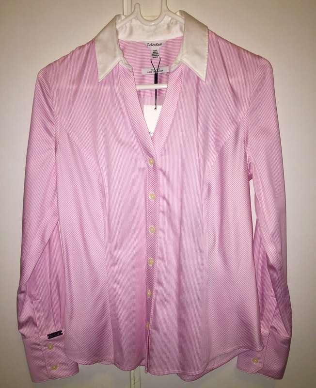 Calvin Klein Women`s Pink Pin Stripe Tailored Shirt S34