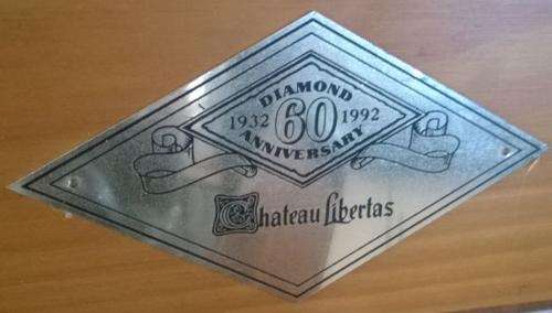 Chateau box