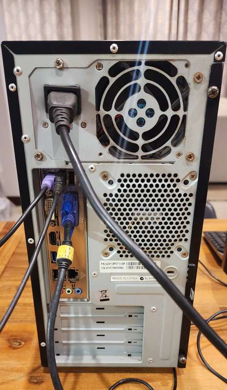 Gigabyte intel i3 desktop pc complete