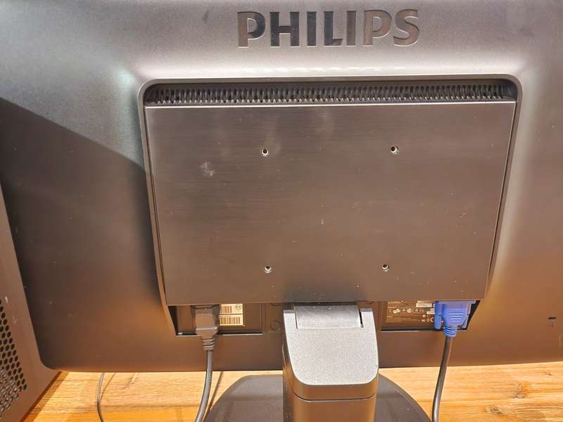 I5 Desktop PC Complete with Monitor, keyboard and mouse