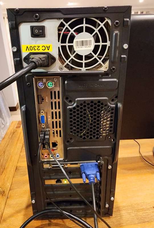 I3 gaming ready Desktop Machine complete with 24 inch Monitor, keyboard and mouse