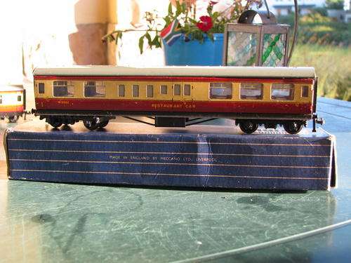 Restaurant car
