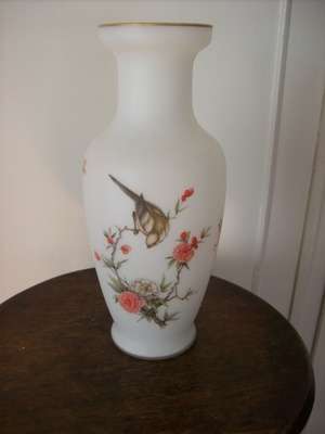 VASE ELVECO.  BEAUTIFUL.