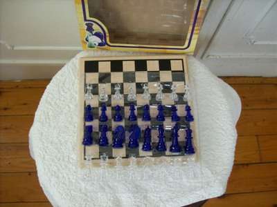 CHESS SET