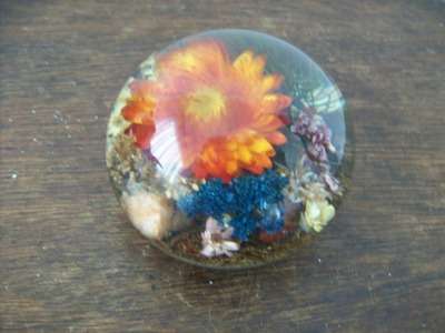PAPERWEIGHT/DUMP. MADE IN CANADA.