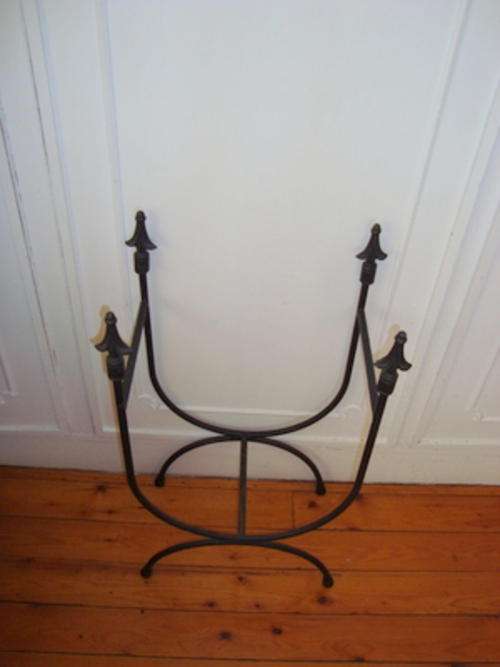 WROUGHT IRON WOOD HOLDER