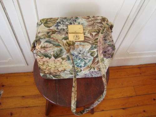 VINTAGE OVERNIGHT/ TOILETRIES CASE