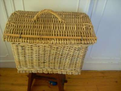 PICNIC BASKET WICKER