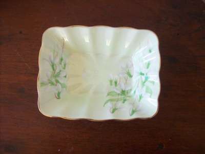 GREEN PORCELAIN PIN DISH.  ROYAL ALBERT.