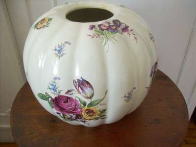 VASE.  STUNNING. JOHN MITFORD. ROYAL VICTORIA.STAFFORDSHIRE.