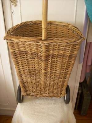 SHOPPING BASKET.     B U Y E R   C O L L E C T S.