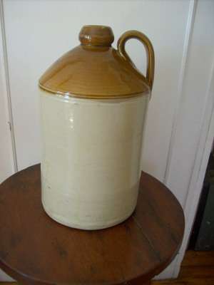 VINTAGE 1 GALLON STONEWARE JUG