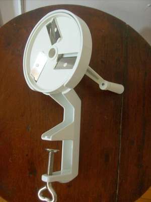 BEAN SLICER BOXED.  W. GERMANY.