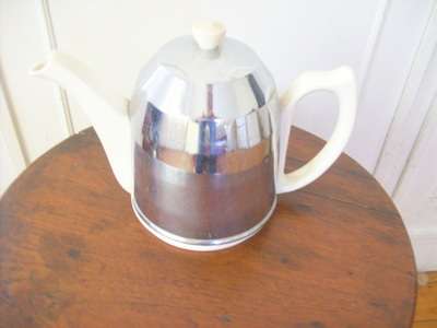 EVERHOT WHITE TEAPOT