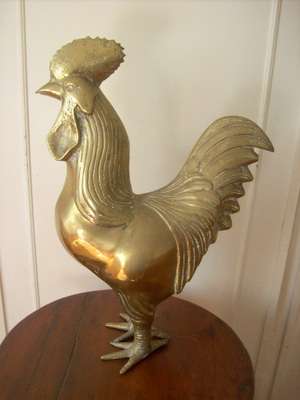 VINTAGE BRASS CHICKEN.  BEAUTIFUL.