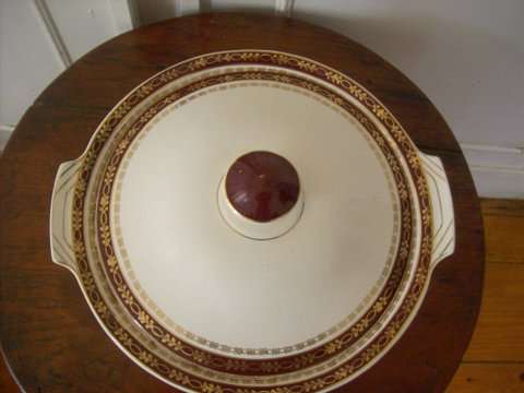 ALFRED MEAKIN.  SERVING DISH.