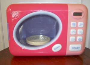 CHILDS MICROWAVE OVEN TOY