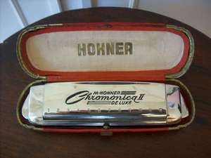 A HOHNER CHROMONICA 11