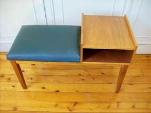 TELEPHONE TABLE.    BUYER COLLECTS