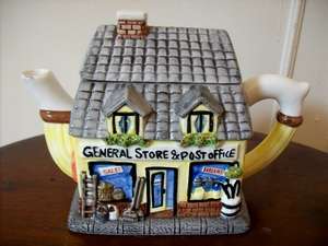 VILLAGE COLLECTABLE TEA POT