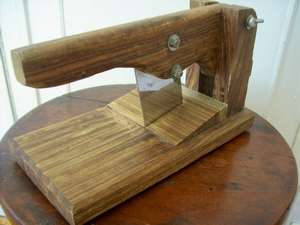BILTONG CUTTER.