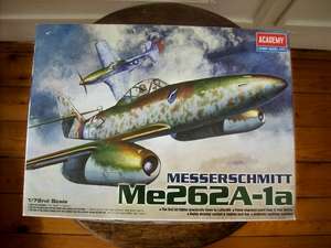 MODEL KIT MESSERSCHMITT Me 262A-1A