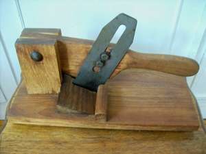 BILTONG SLICER/CUTTER.