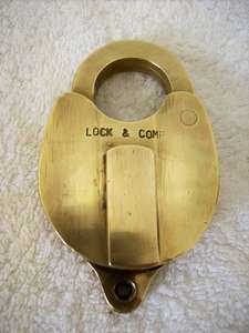 LOCK BRASS VINTAGE